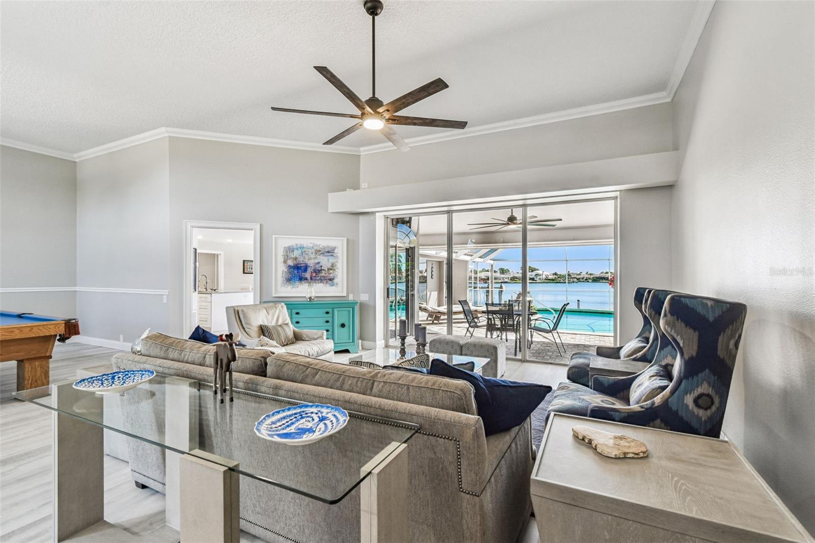 BAYSIDE WEST - Residential
