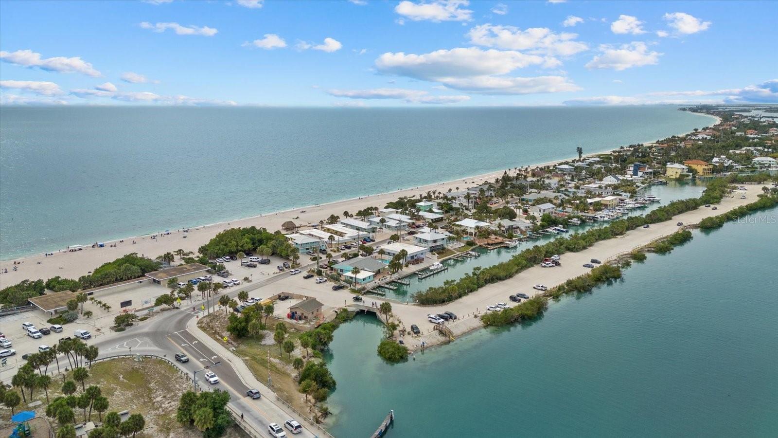 LYONS COVE - Residential