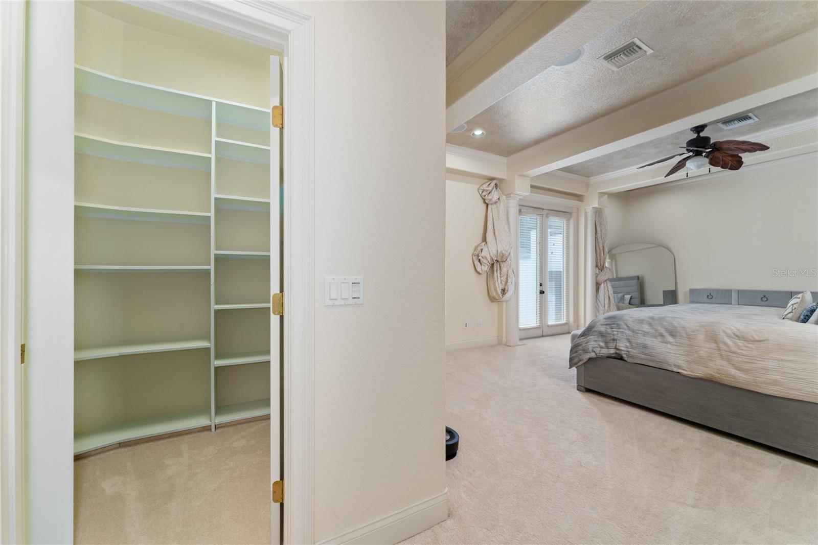 KEENES POINTE - Residential