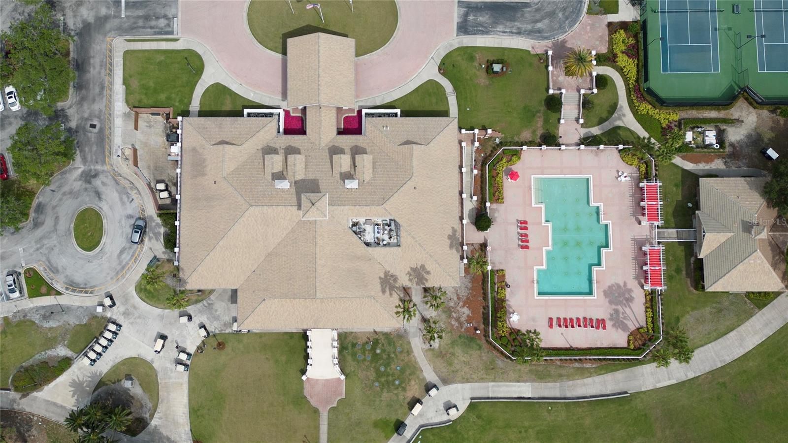 KEENES POINTE - Residential