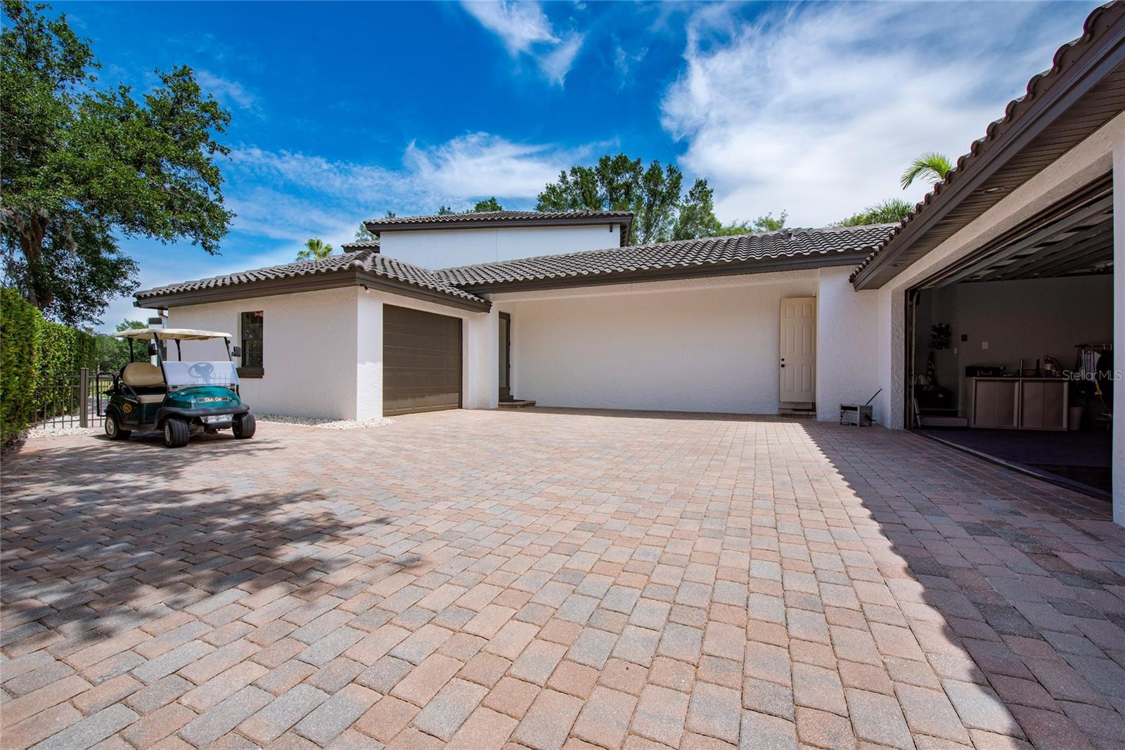 KEENES POINTE - Residential