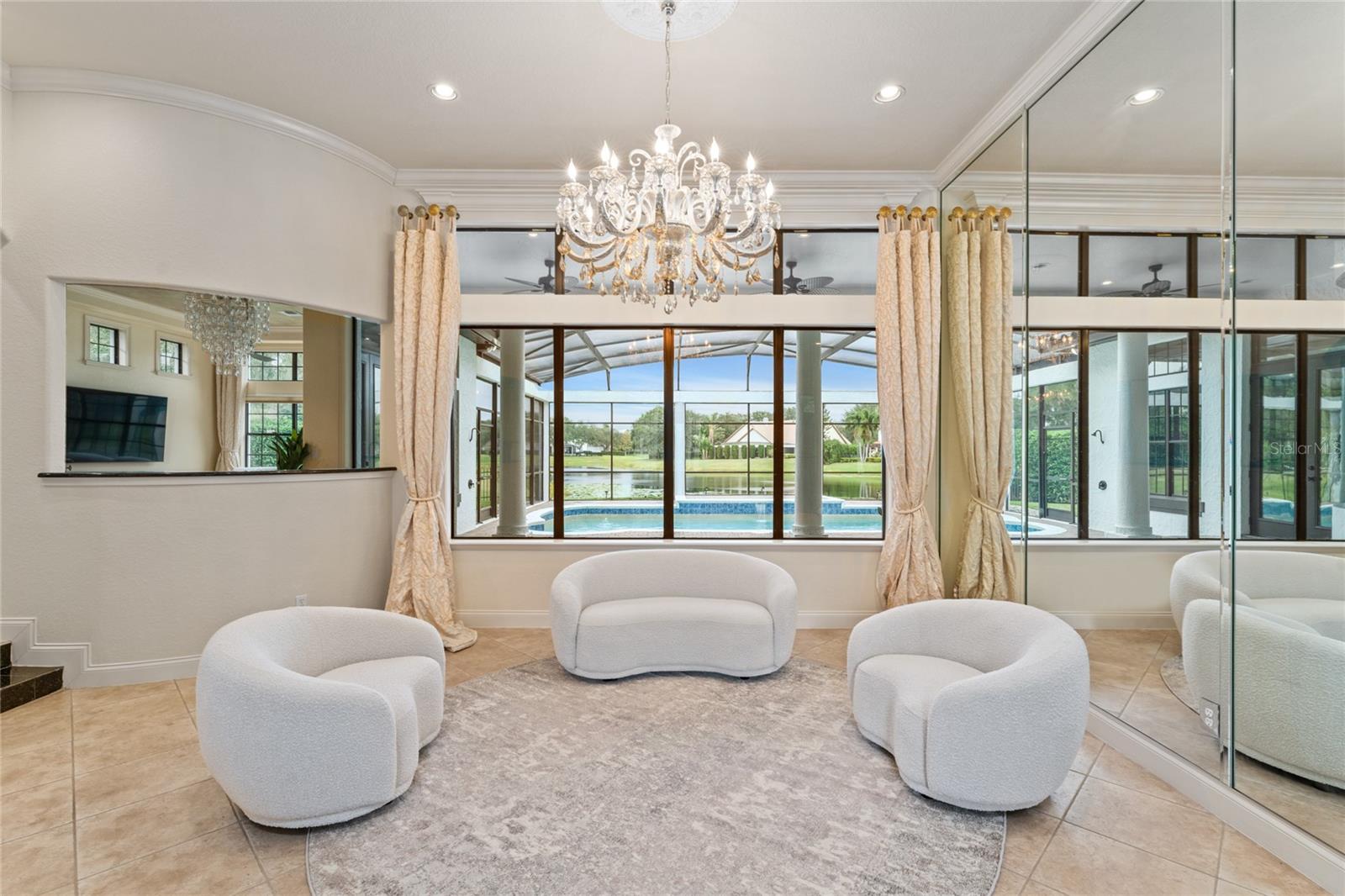 KEENES POINTE - Residential