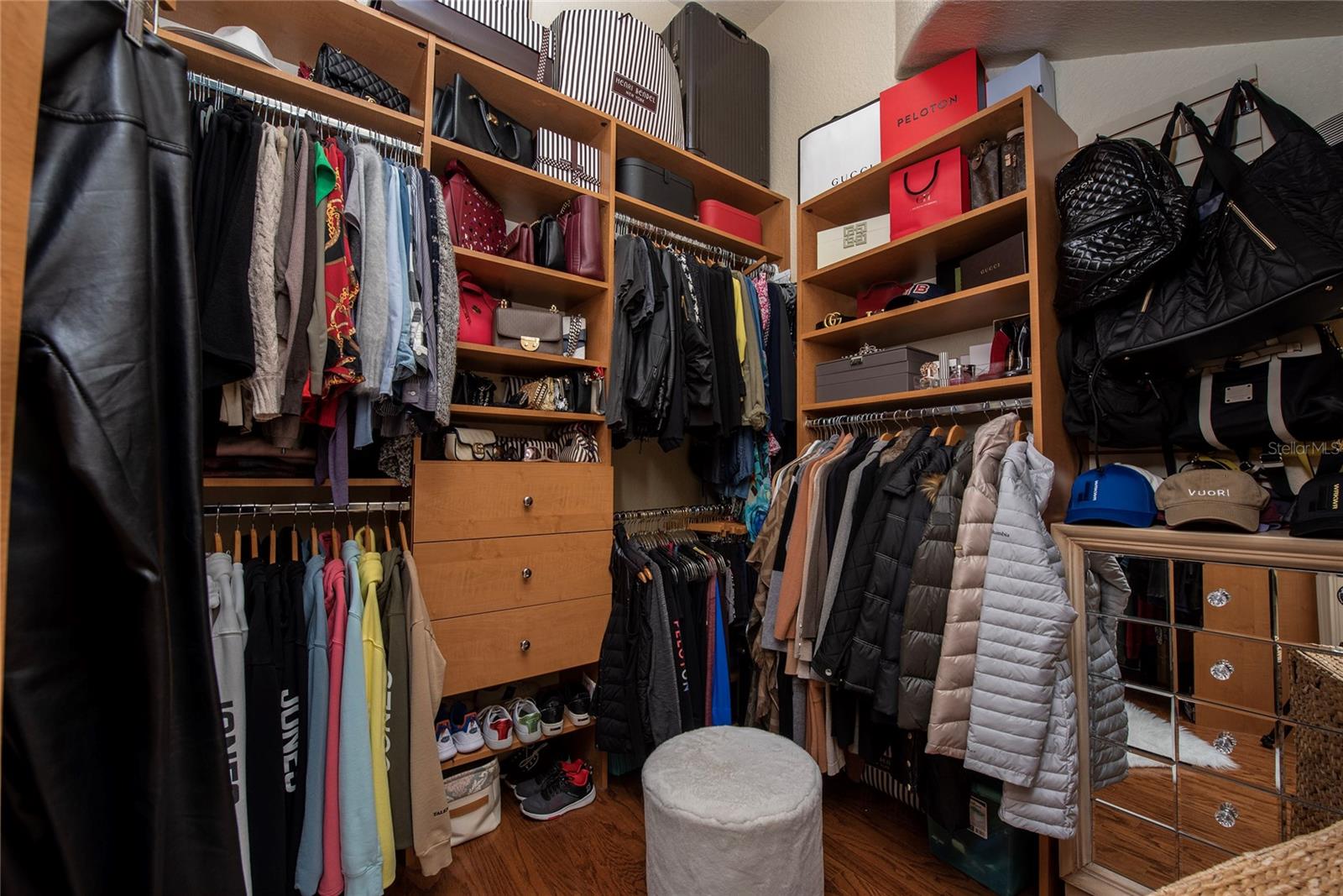 KEENES POINTE - Residential