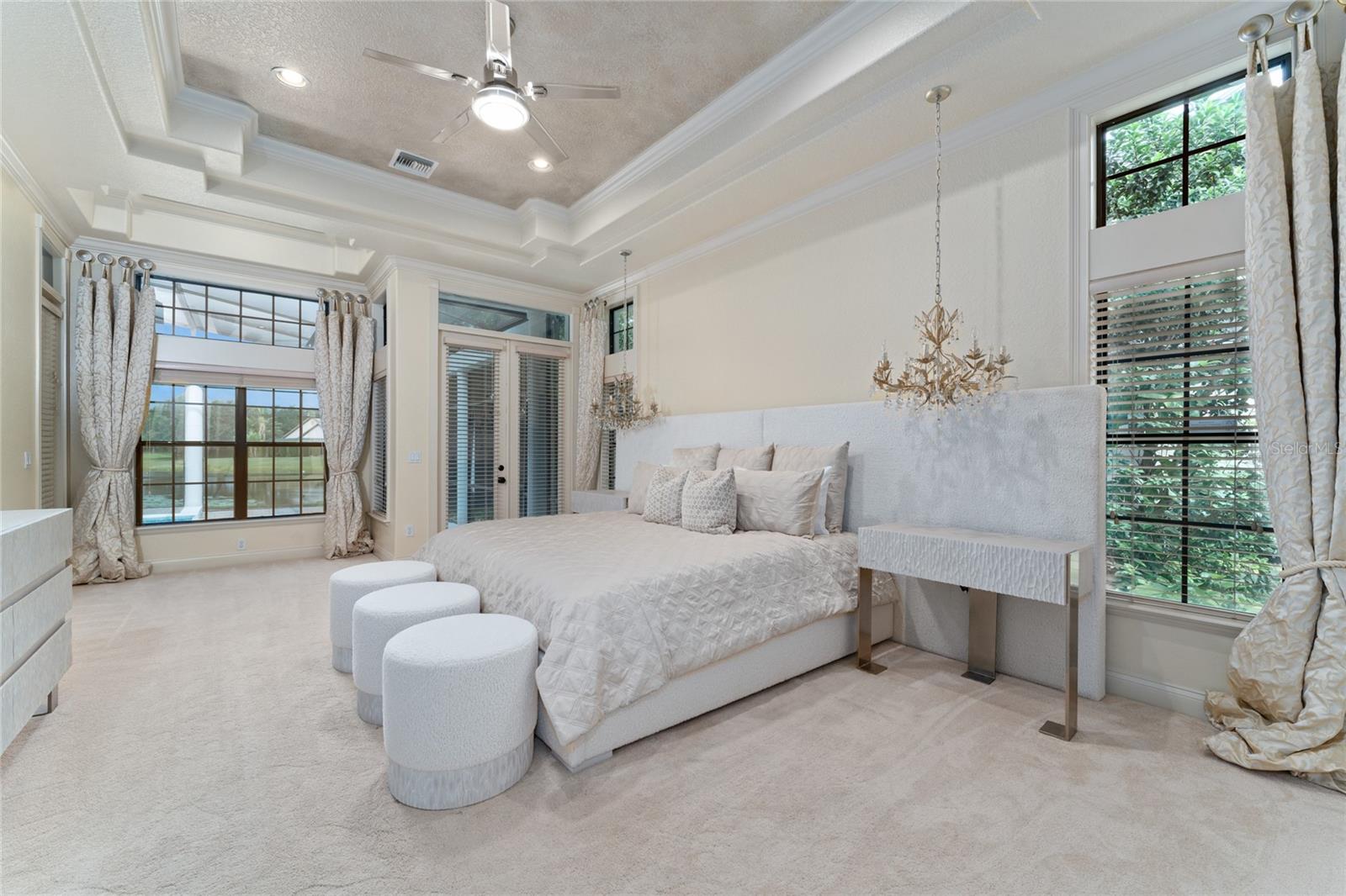 KEENES POINTE - Residential