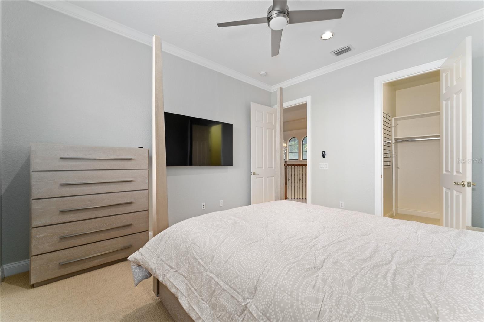 KEENES POINTE - Residential