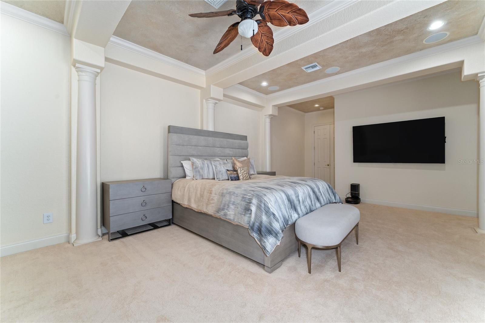 KEENES POINTE - Residential