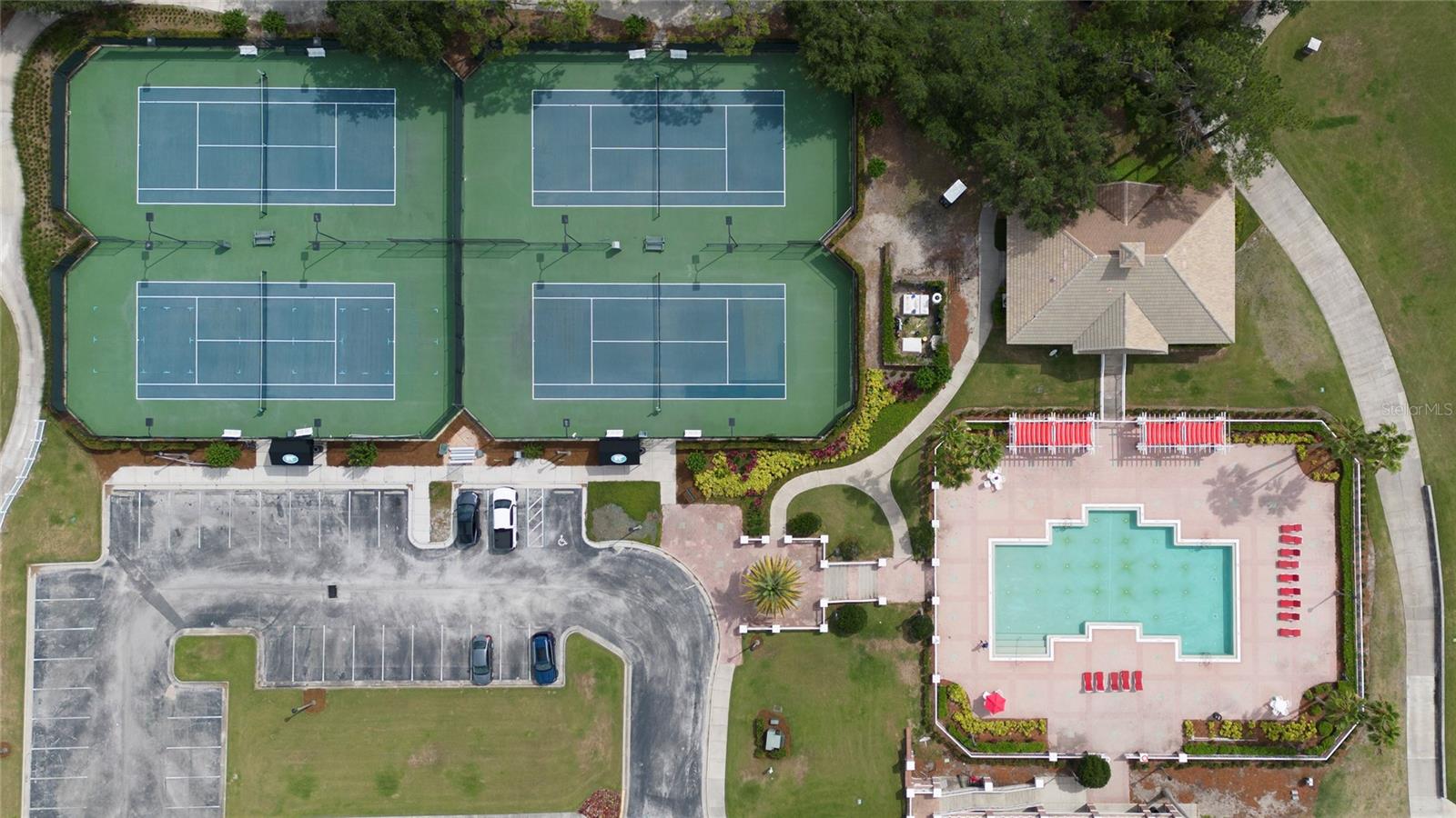 KEENES POINTE - Residential