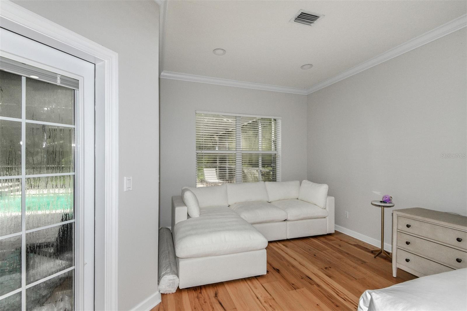 1350 N CIRCUS TERRACE