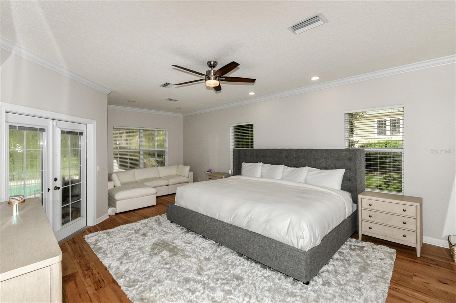 1350 N CIRCUS TERRACE
