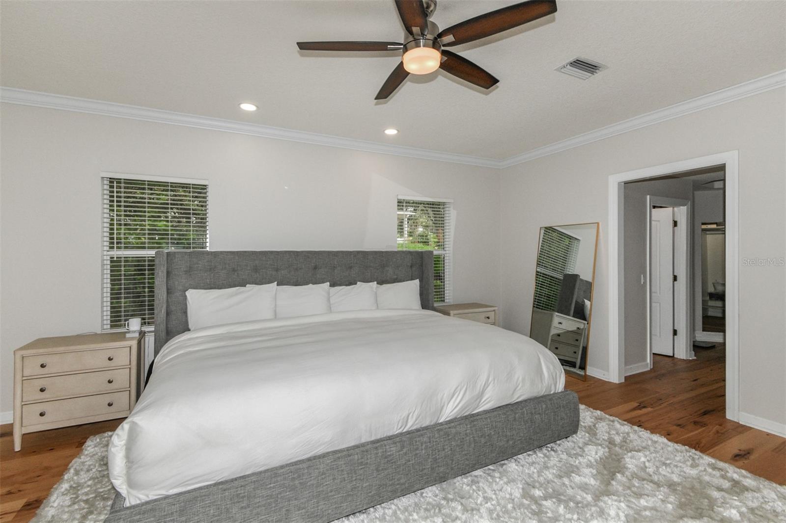 1350 N CIRCUS TERRACE
