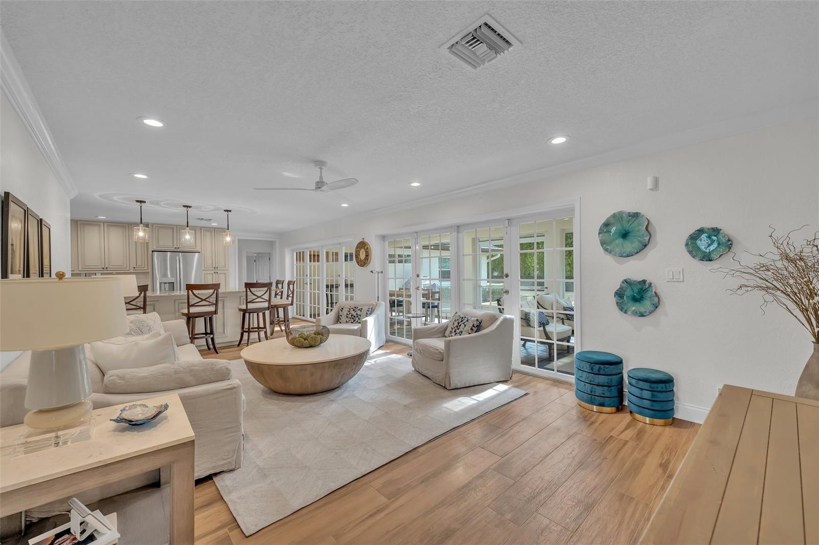 SICILIAN SHORES - Residential