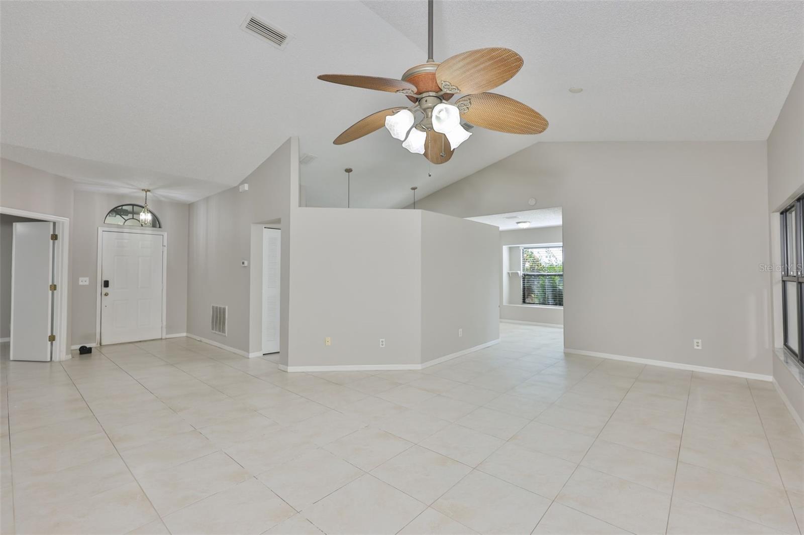 LANCASTER IV CONDO PH - Residential