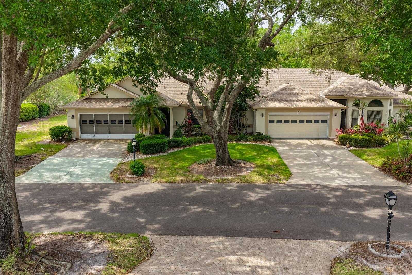LANCASTER IV CONDO PH - Residential