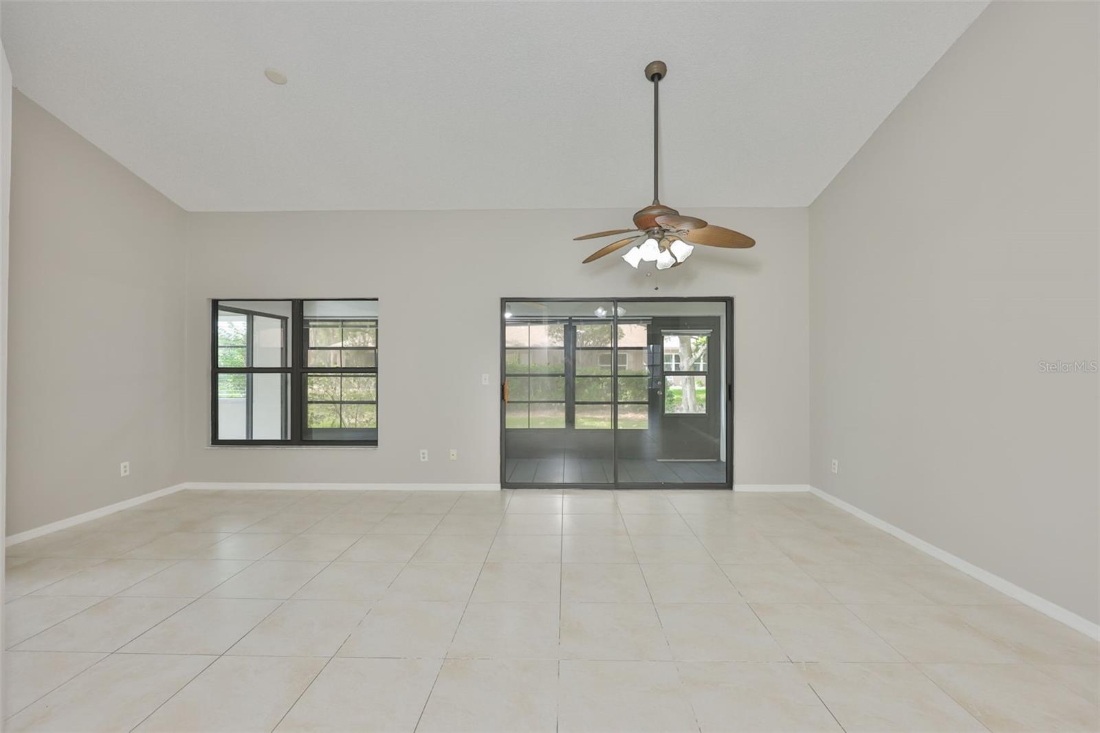 LANCASTER IV CONDO PH - Residential