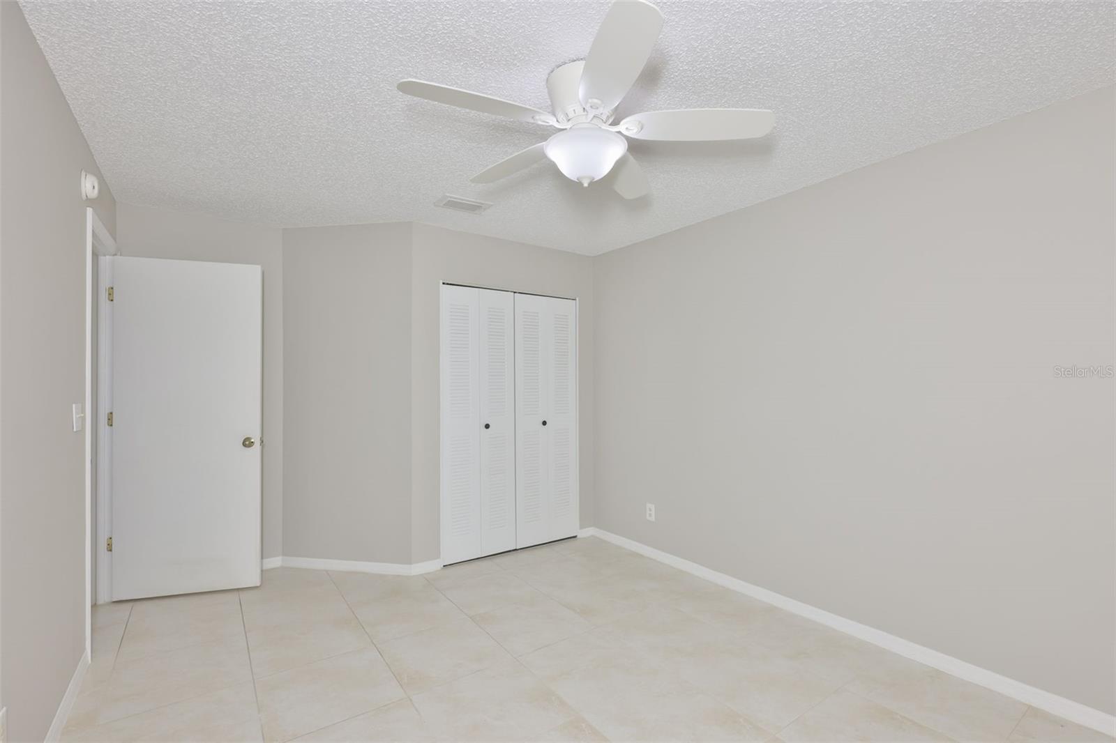 LANCASTER IV CONDO PH - Residential
