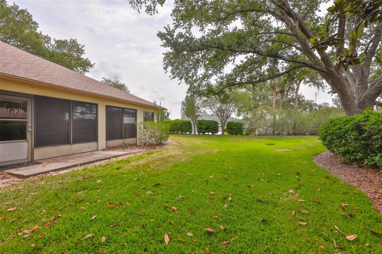 LANCASTER IV CONDO PH - Residential