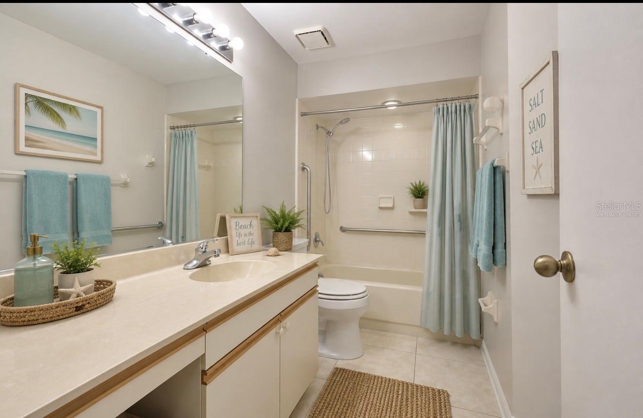LANCASTER IV CONDO PH - Residential