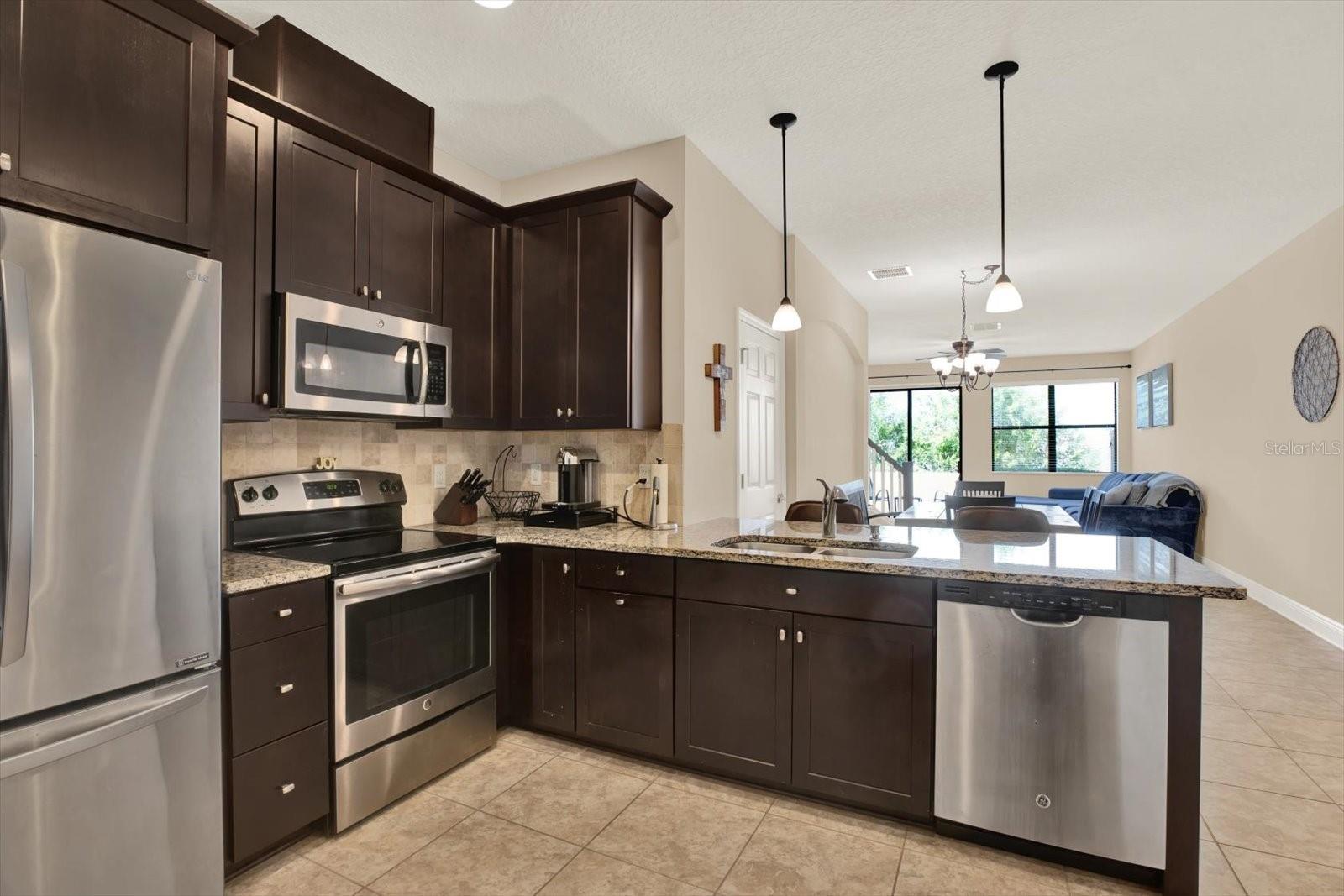 WEST LAKE TWNHMS PH 1 - Residential