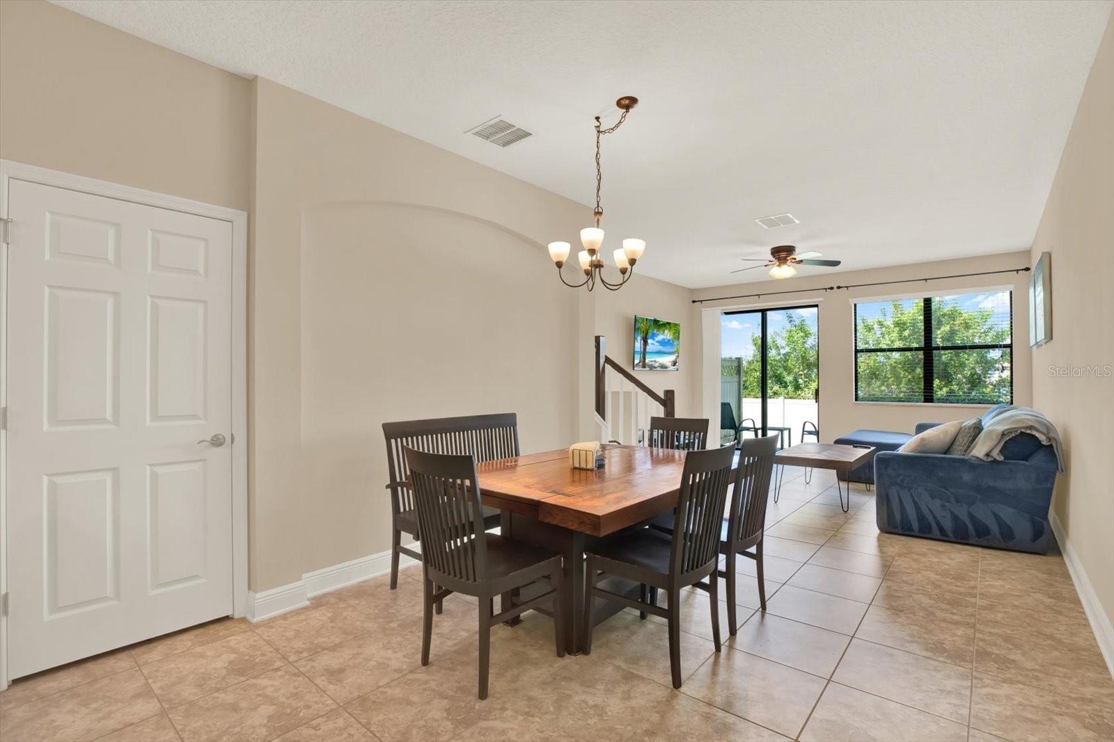 WEST LAKE TWNHMS PH 1 - Residential