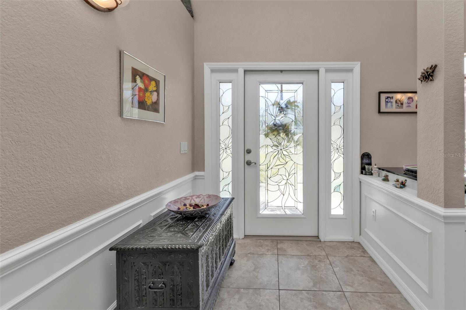 182 SANTAREM CIRCLE