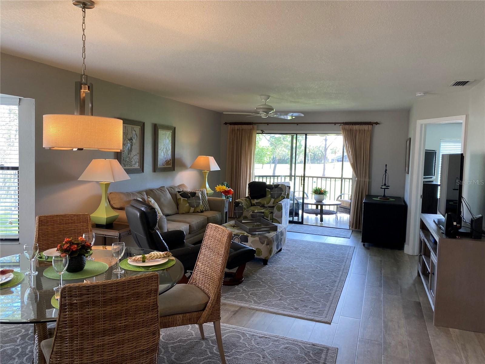 AVISTA OF PALM-AIRE SEC 1 - Residential Lease