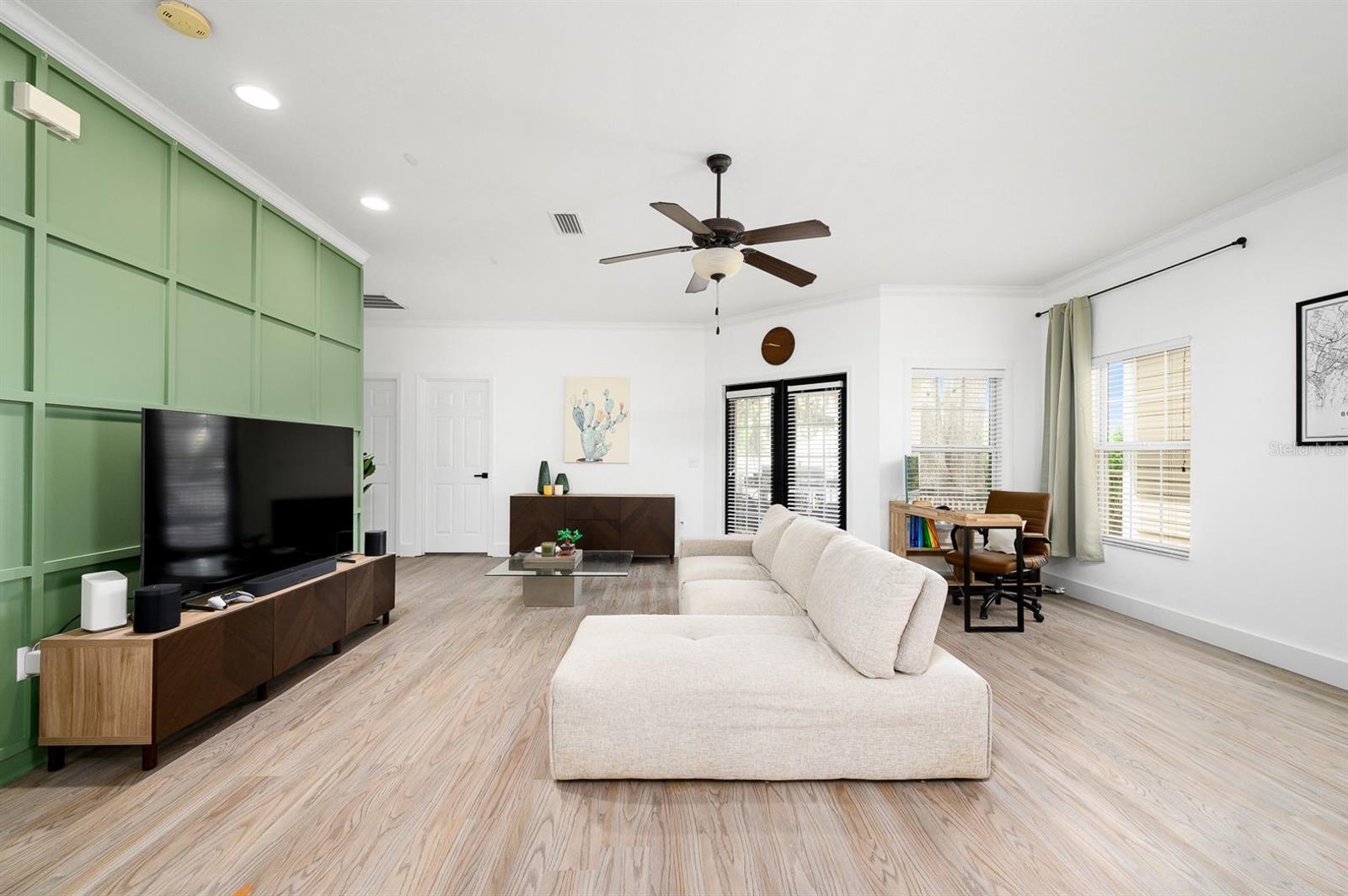 SOUTH POINTE PH 1 UNIT 5-B - Residential Lease