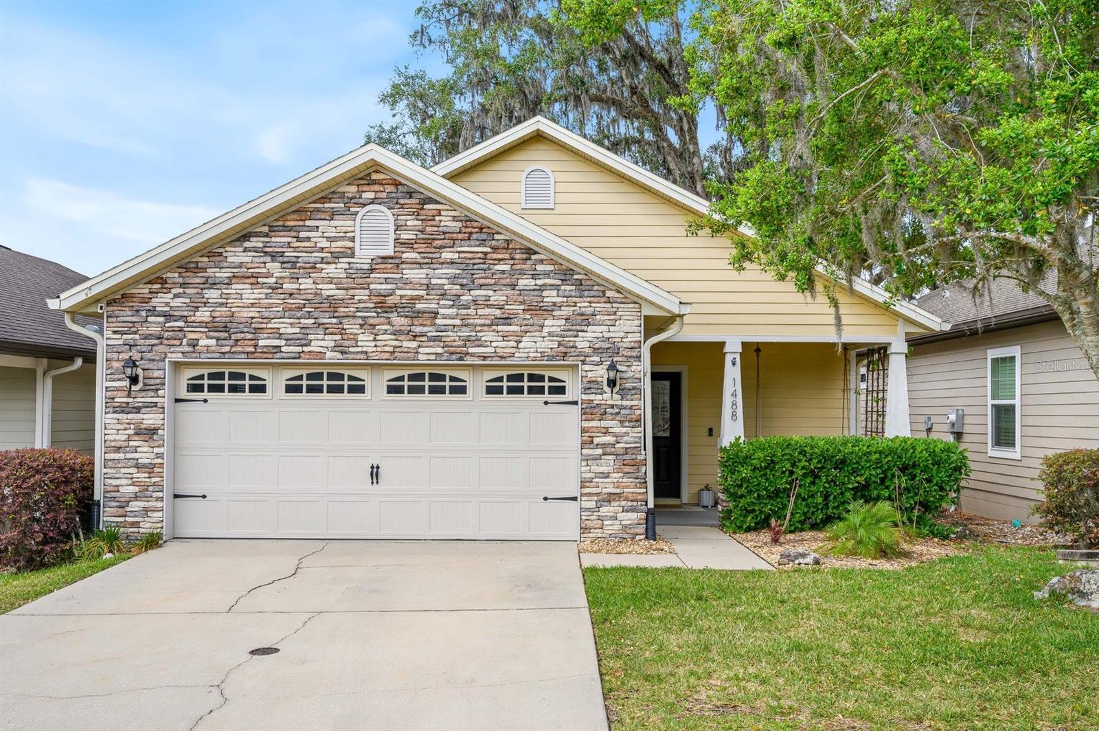 SOUTH POINTE PH 1 UNIT 5-B - Residential Lease