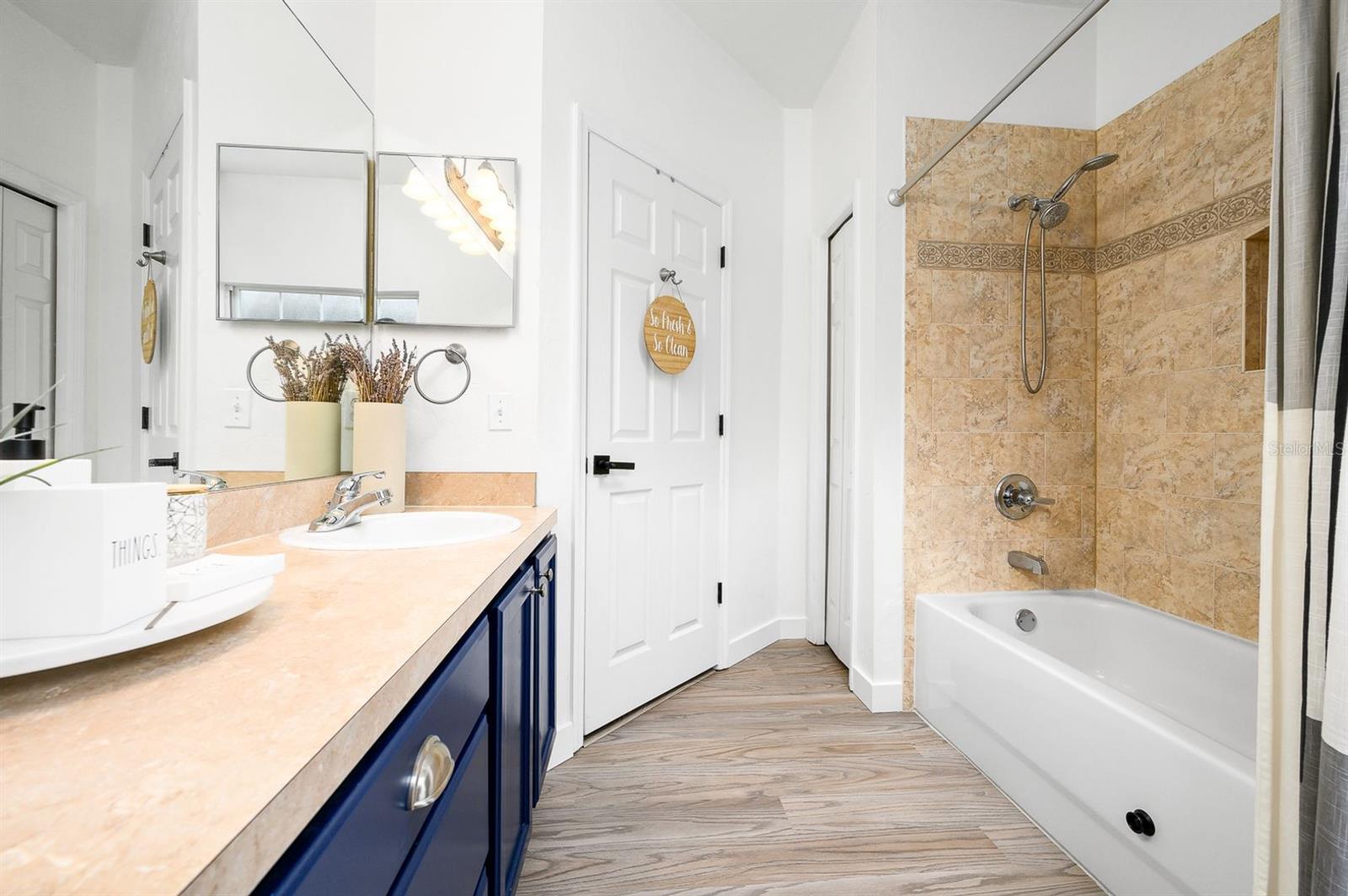 SOUTH POINTE PH 1 UNIT 5-B - Residential Lease