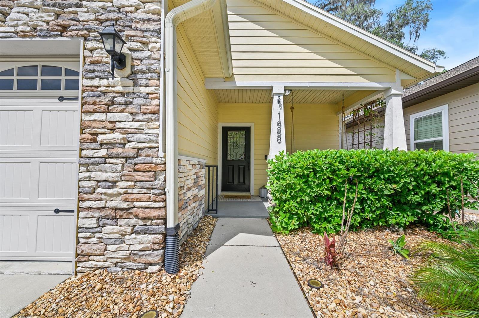 SOUTH POINTE PH 1 UNIT 5-B - Residential Lease