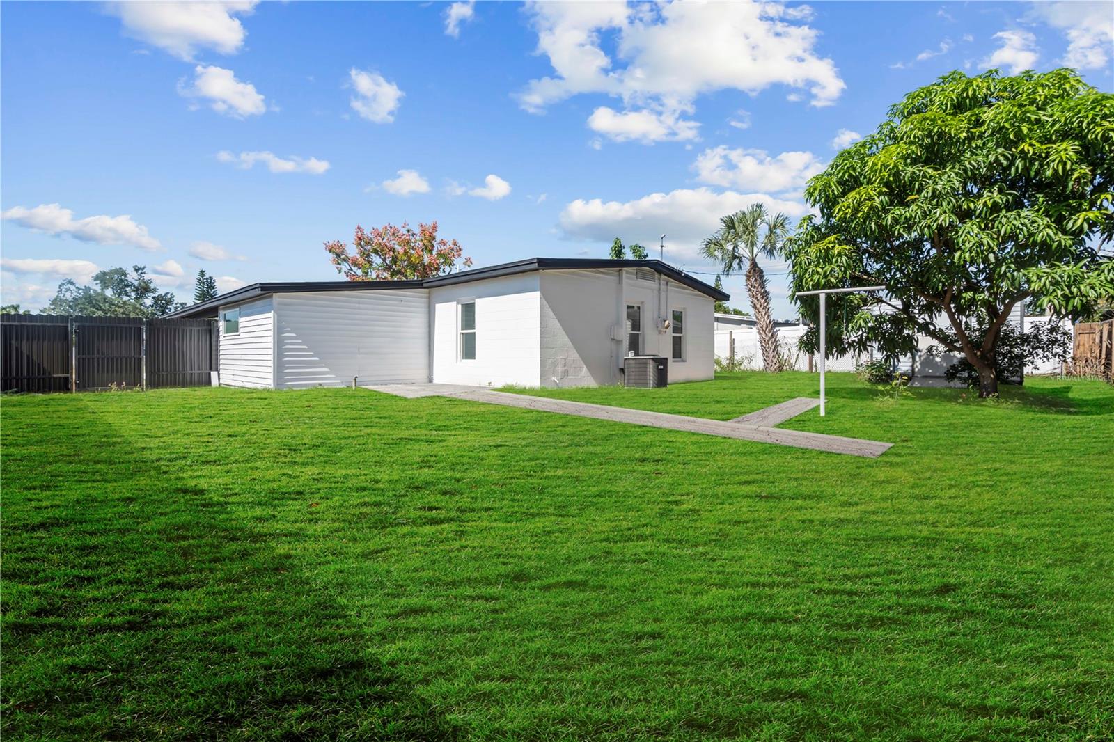 TOWNN COUNTRY PARK UN 05 - Residential