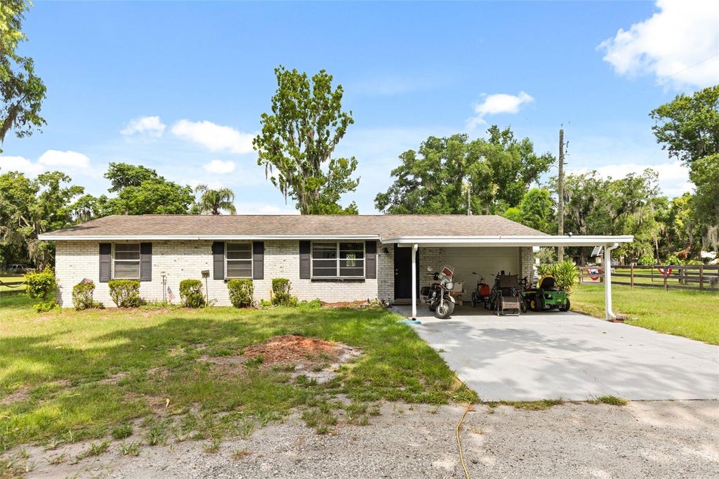 Photo of 12631 Hobson Simmons Road, Lithia, FL 33547 (MLS # TB8520261)