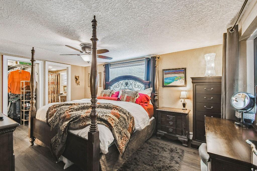 BEACON SQUARE - Residential