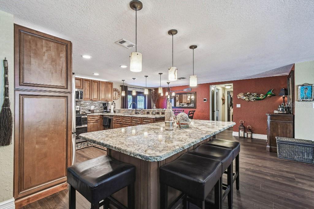 BEACON SQUARE - Residential