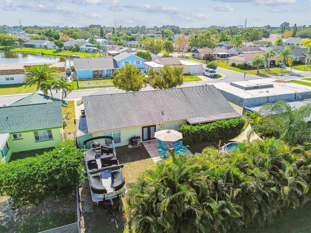 BEACON SQUARE - Residential