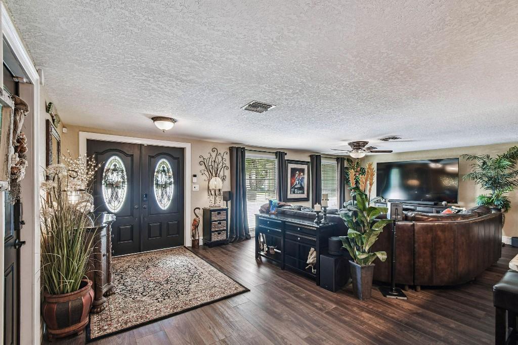 BEACON SQUARE - Residential