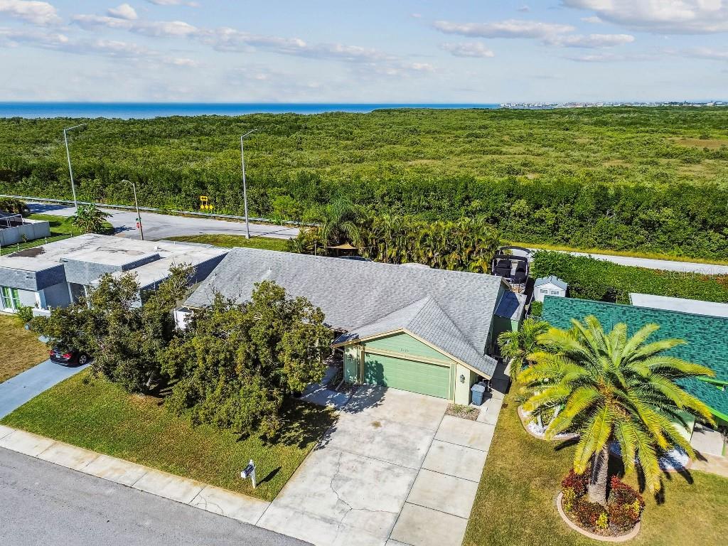 BEACON SQUARE - Residential