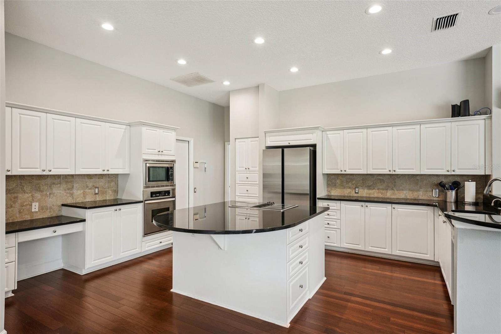 FALLBROOK PH 2 - Residential