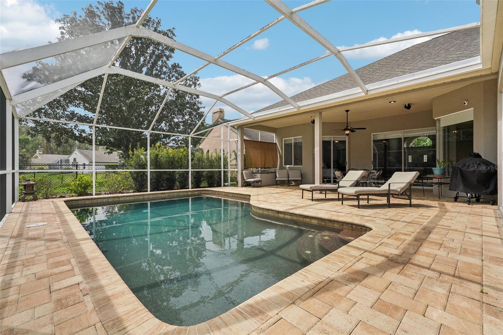 FALLBROOK PH 2 - Residential