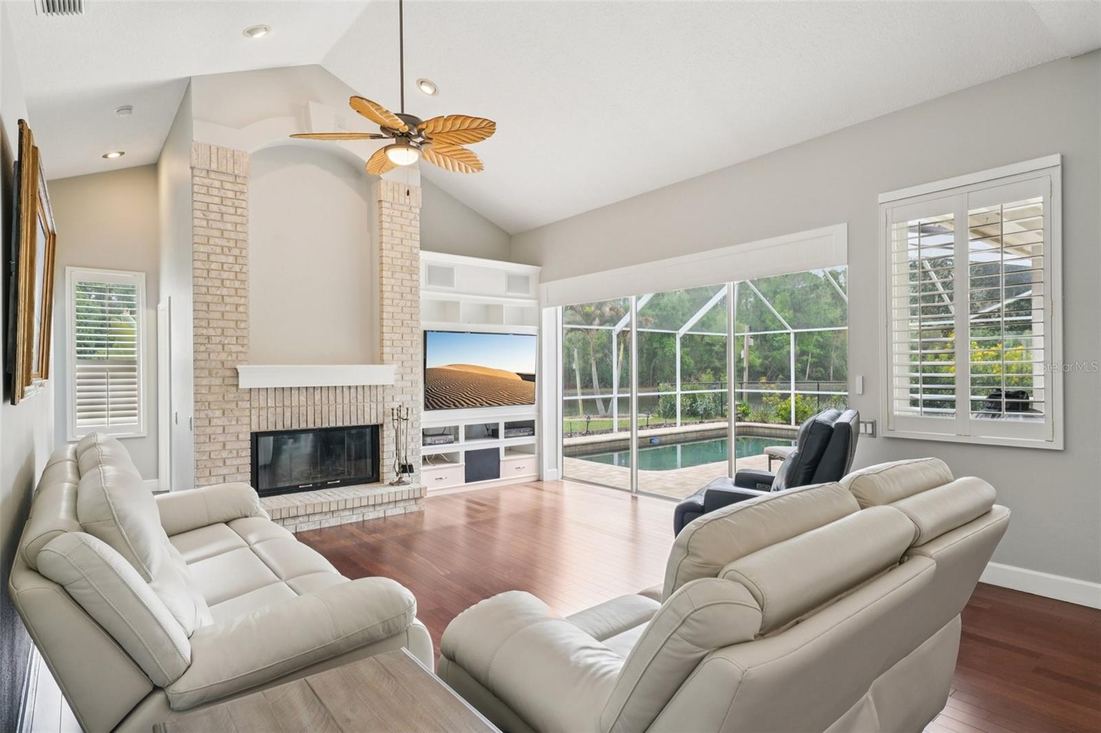 FALLBROOK PH 2 - Residential