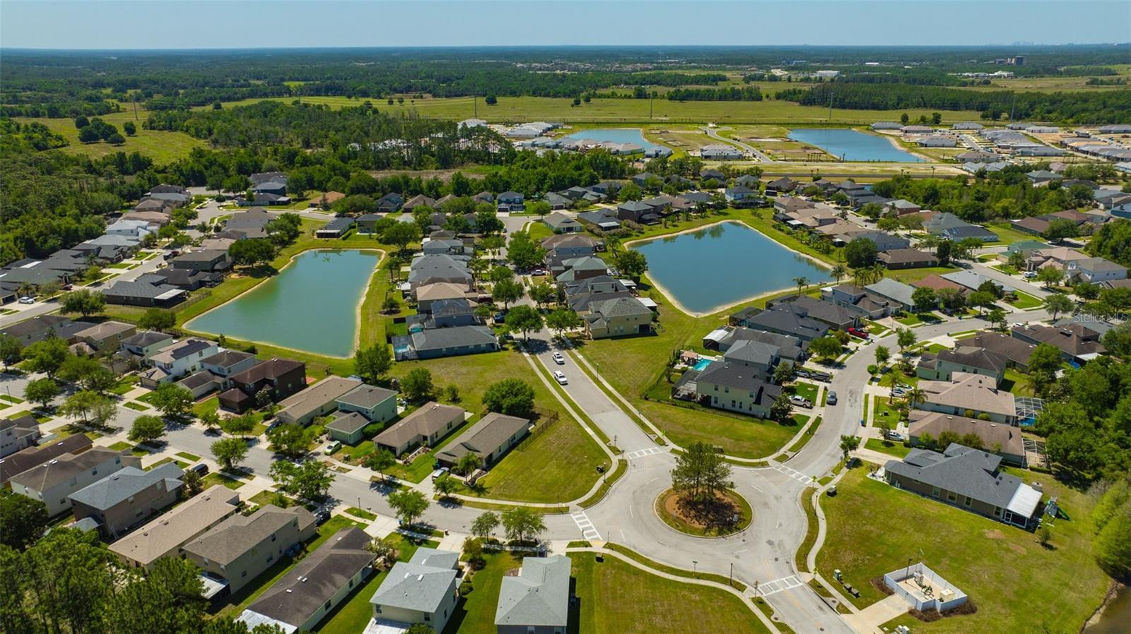 COUNTRY WALK INCREMENT F - - Residential