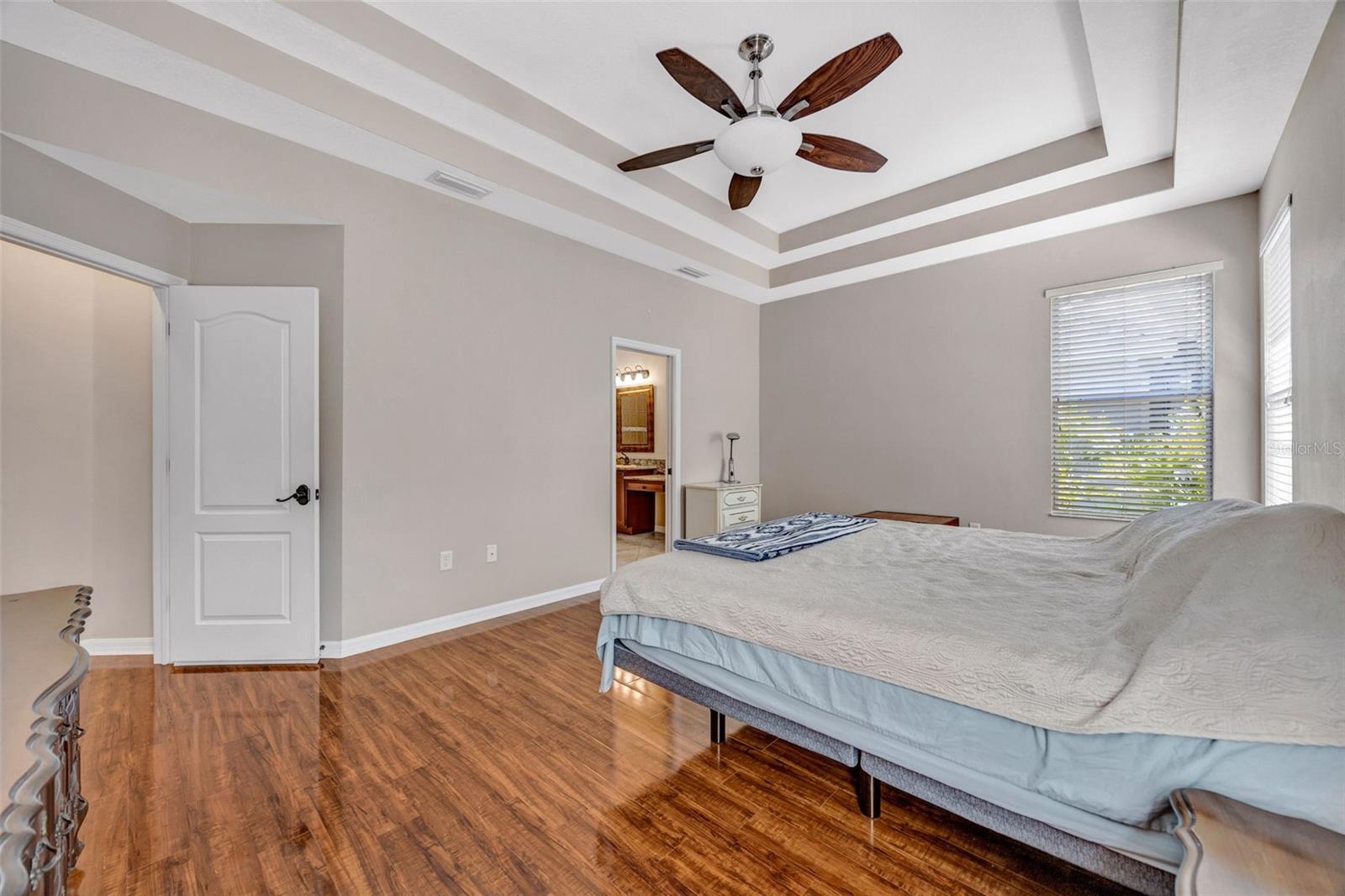 COUNTRY WALK INCREMENT F - - Residential