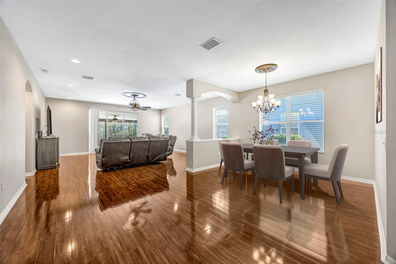 COUNTRY WALK INCREMENT F - - Residential