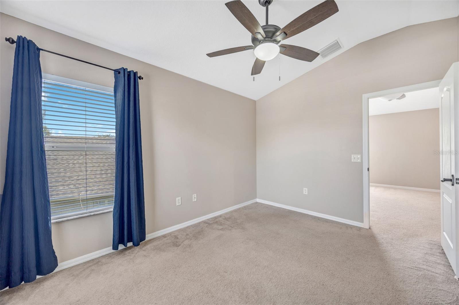 COUNTRY WALK INCREMENT F - - Residential