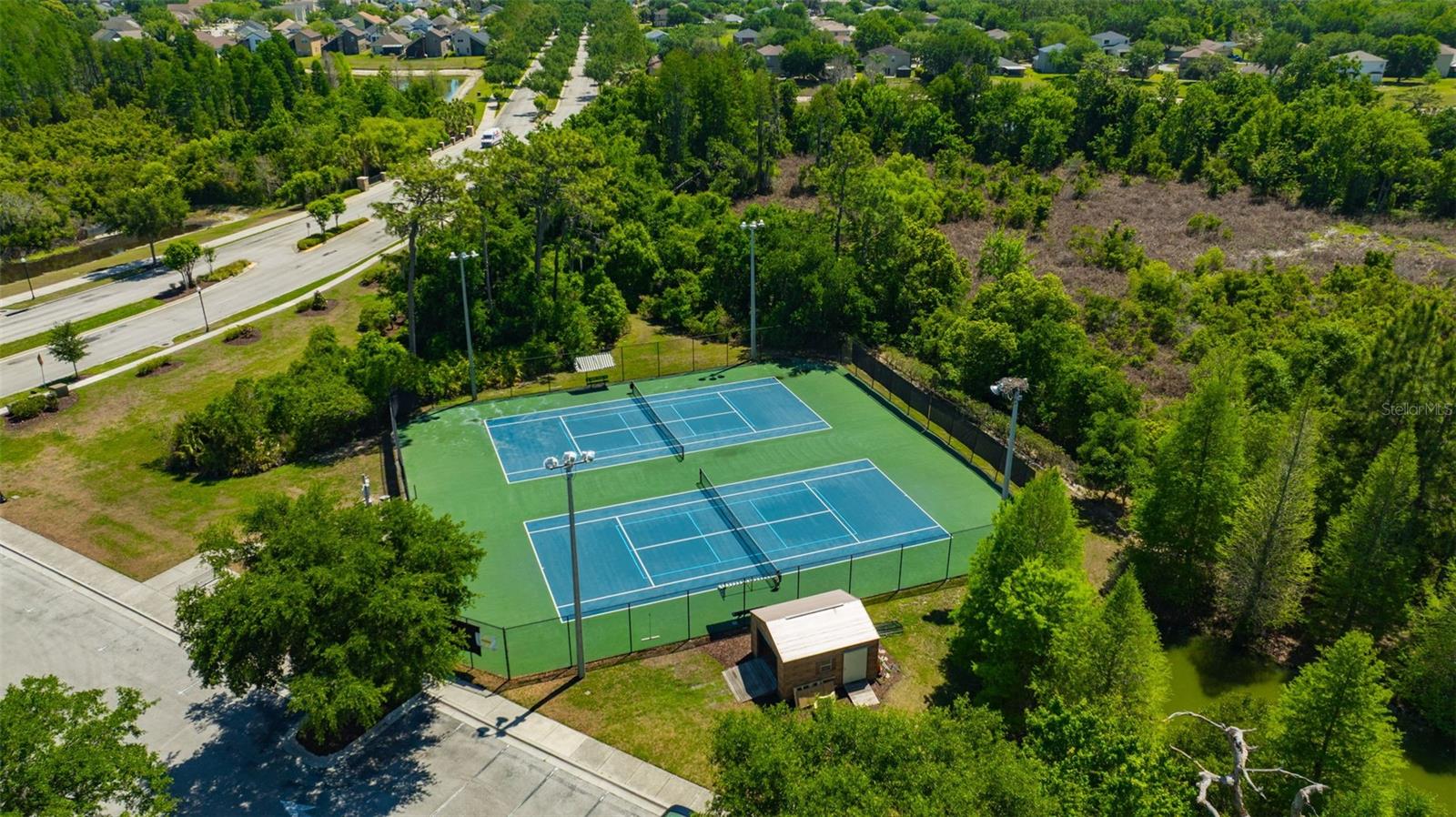 COUNTRY WALK INCREMENT F - - Residential