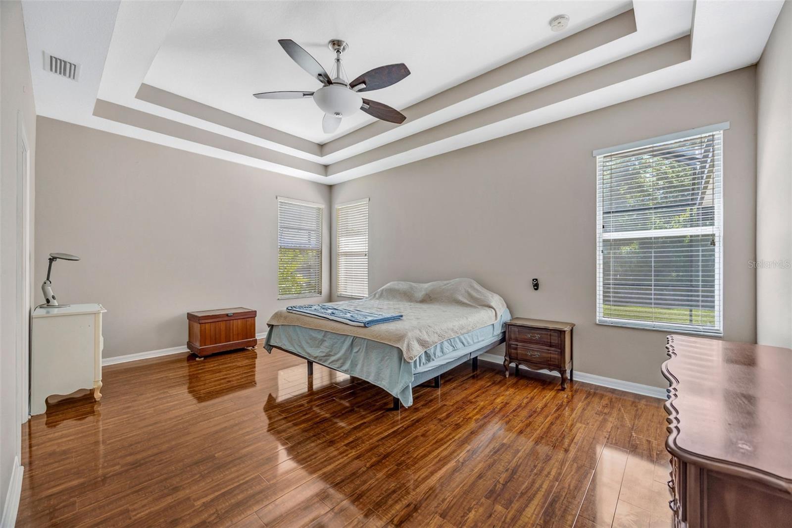 COUNTRY WALK INCREMENT F - - Residential