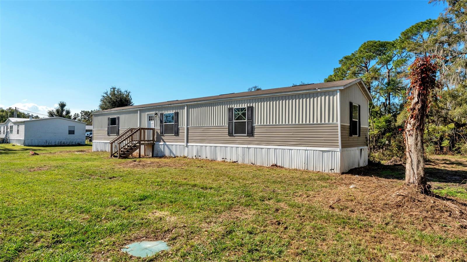 W F HALLAM & COS FARMING & TRUCKING LANDS - Residential