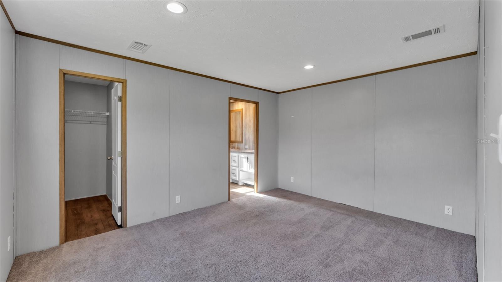 W F HALLAM & COS FARMING & TRUCKING LANDS - Residential