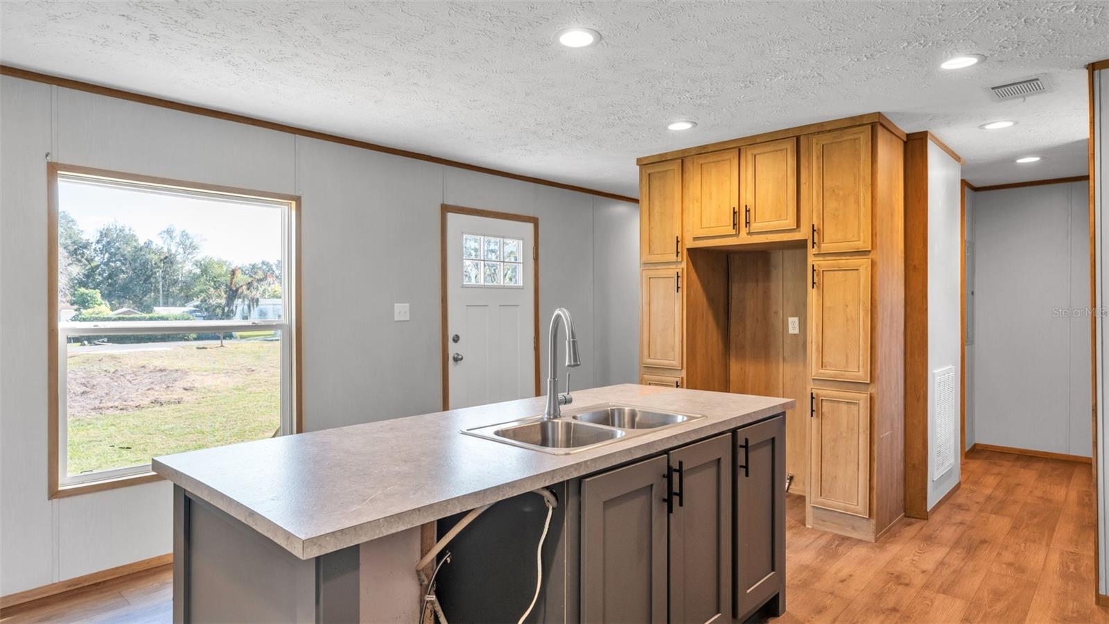 W F HALLAM & COS FARMING & TRUCKING LANDS - Residential