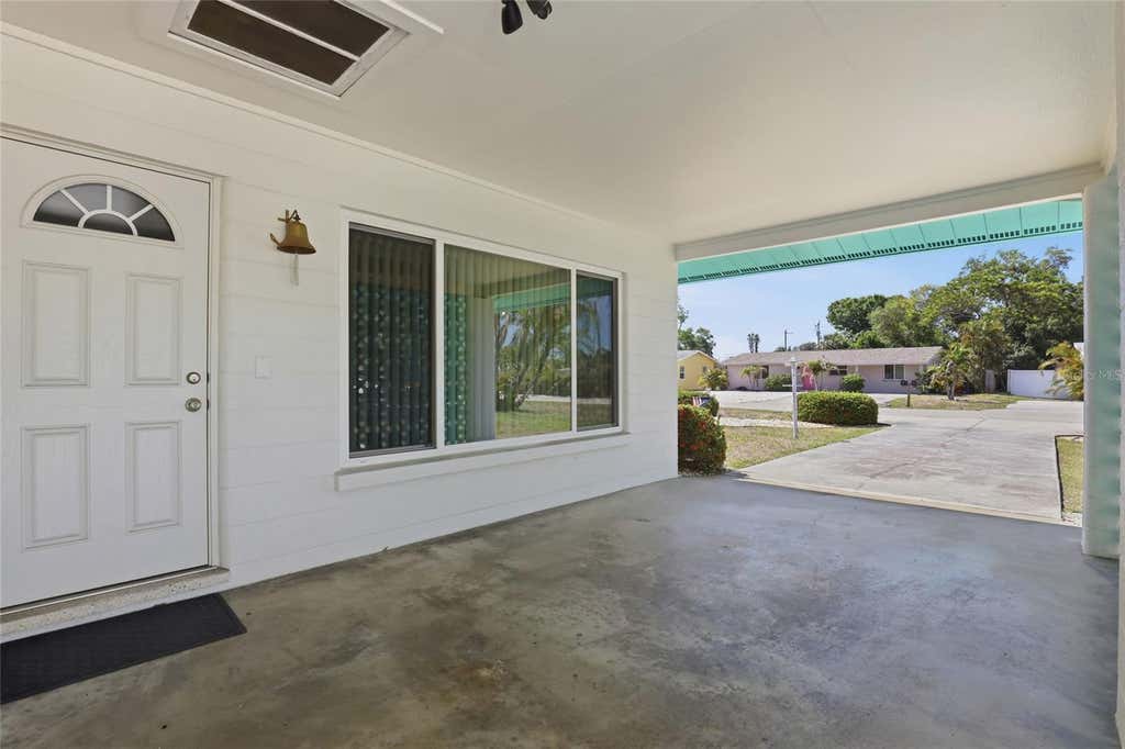 Photo of 2101 Jo An Drive, Sarasota, FL 34231 (MLS # A4701203)