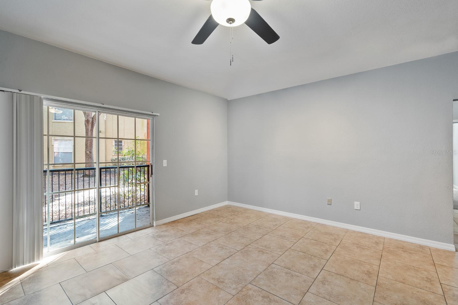 NOTTING HILL A CONDO - Residential